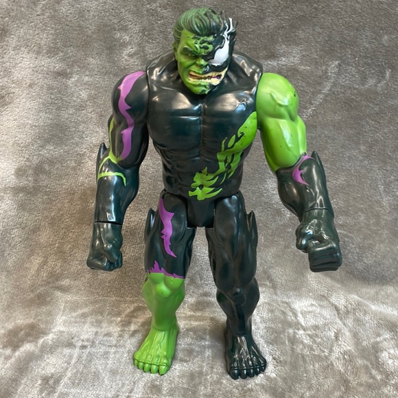 Venomized Hulk 12 Inch Action Figure Marvel Maximum Venom Blast Gear Titan  2019 - Picture 1 of 7